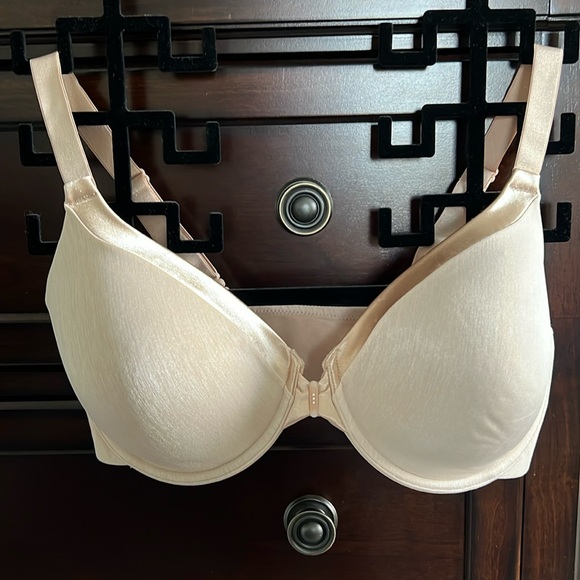 Vanity Fair Front Closure Bra - Picture 1 of 4